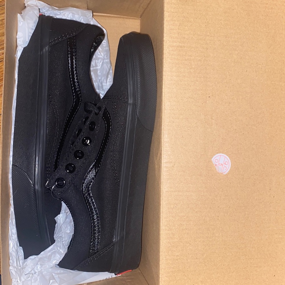 Black vans